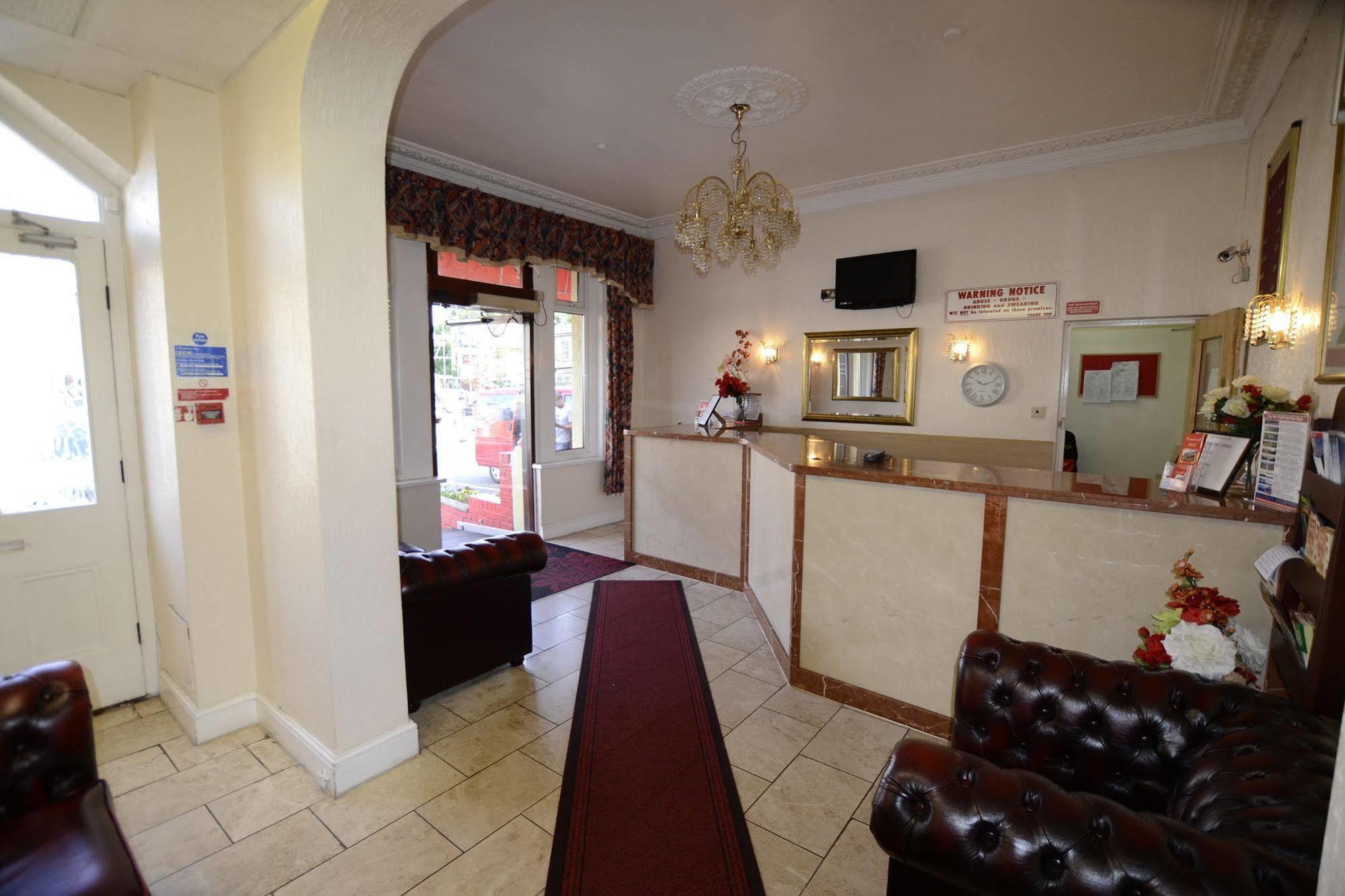 Cranbrook Hotel Ilford Exterior foto